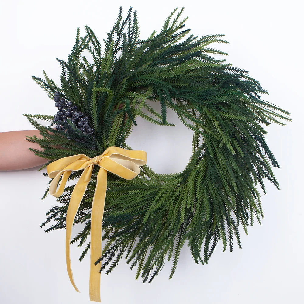 BerryLune™ – Handmade Christmas Wreath for Front Door