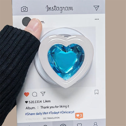 MagCharm™ Love Grip – Sparkle Meets Function in This Magnetic Heart Phone Holder