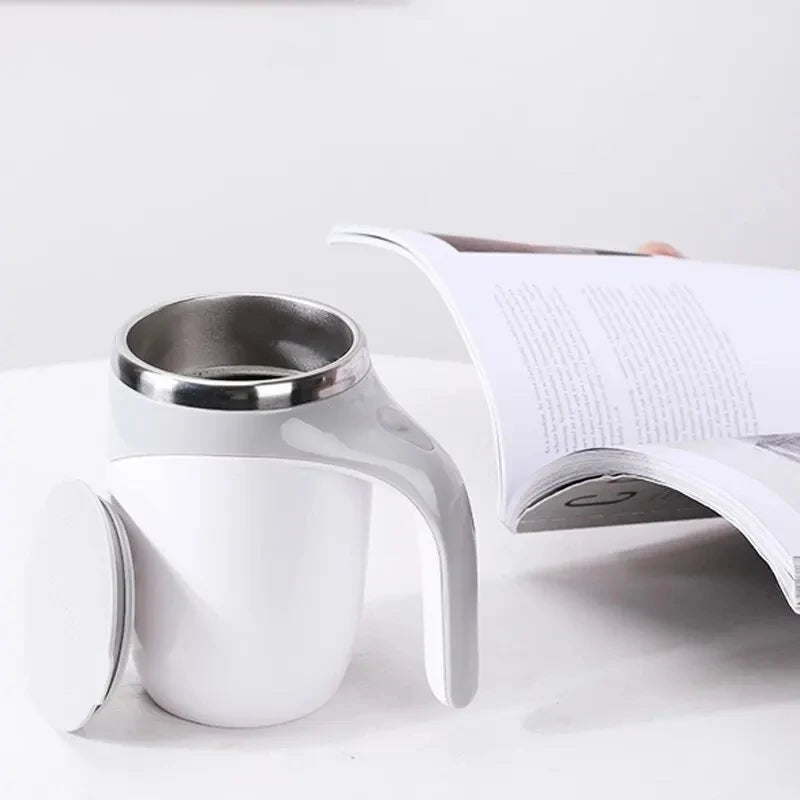 StirMate™ – Magnetic Rechargeable Coffee Cup